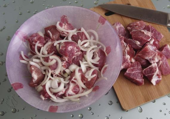 Рецепт шашлику зі свинини на кефірі